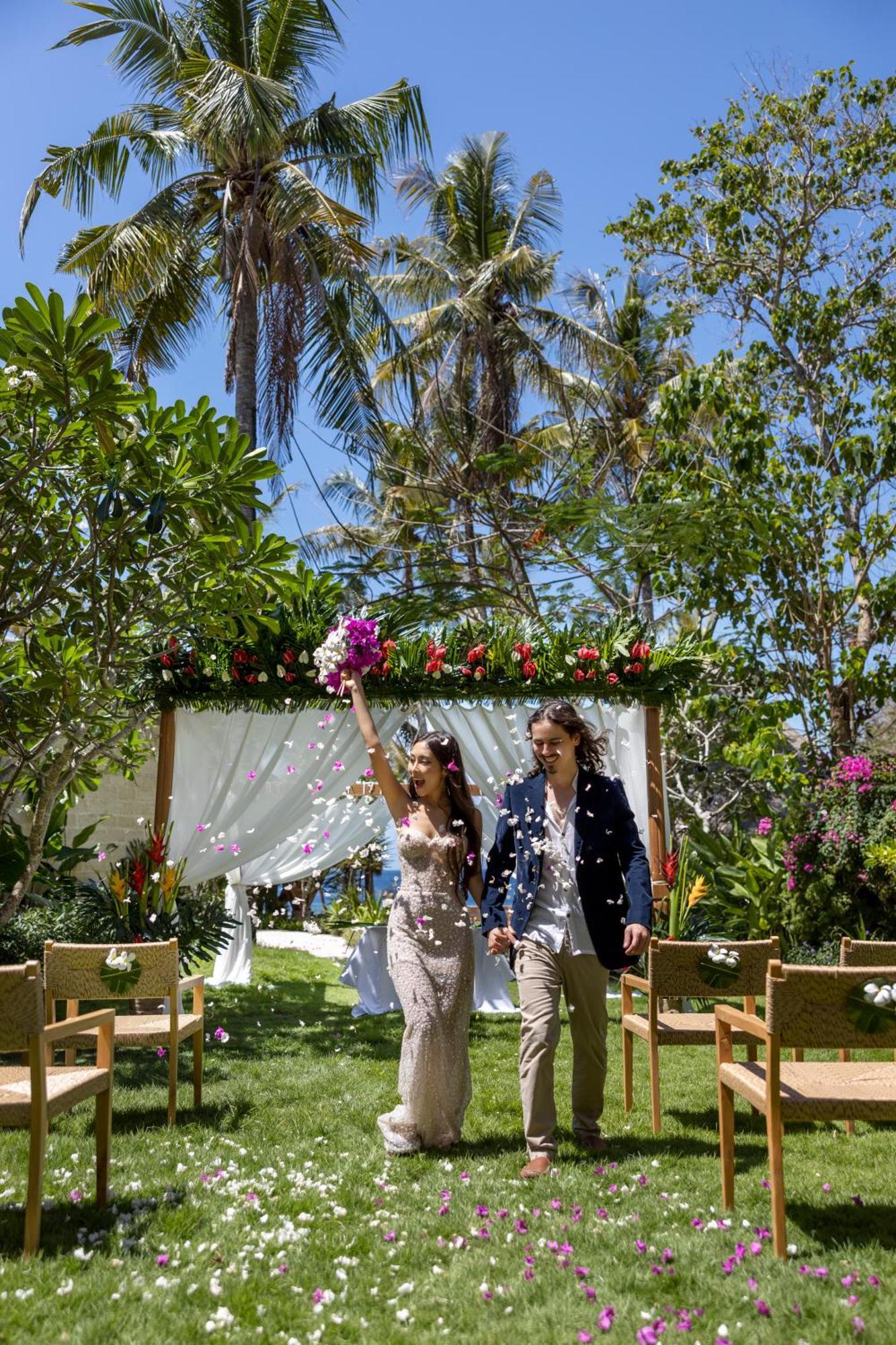 Semaya Beach Resort Tanglad 外观 照片