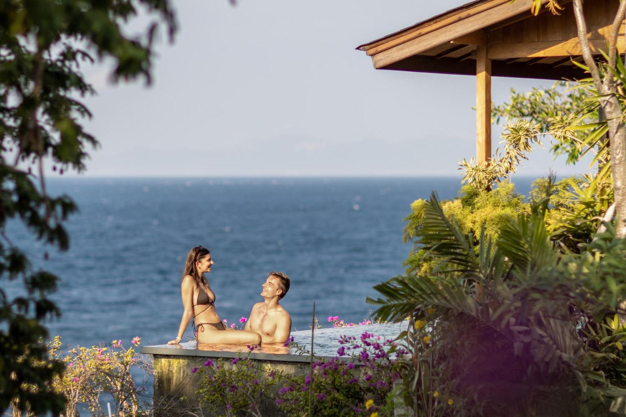 Semaya Beach Resort Tanglad 外观 照片